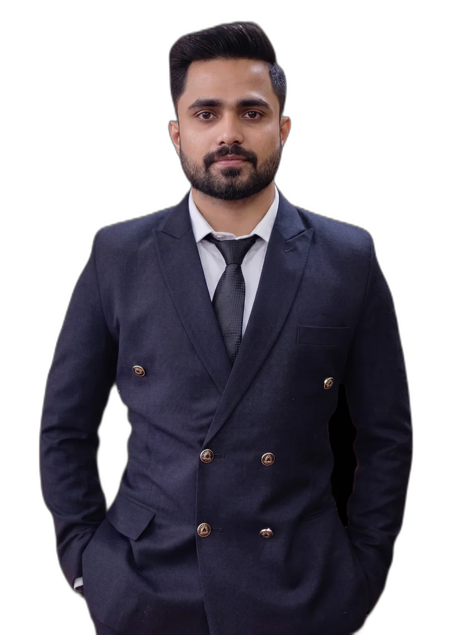 Portrait of Hamza Khalil, full stack marketer and SEO consultant in Pakistan